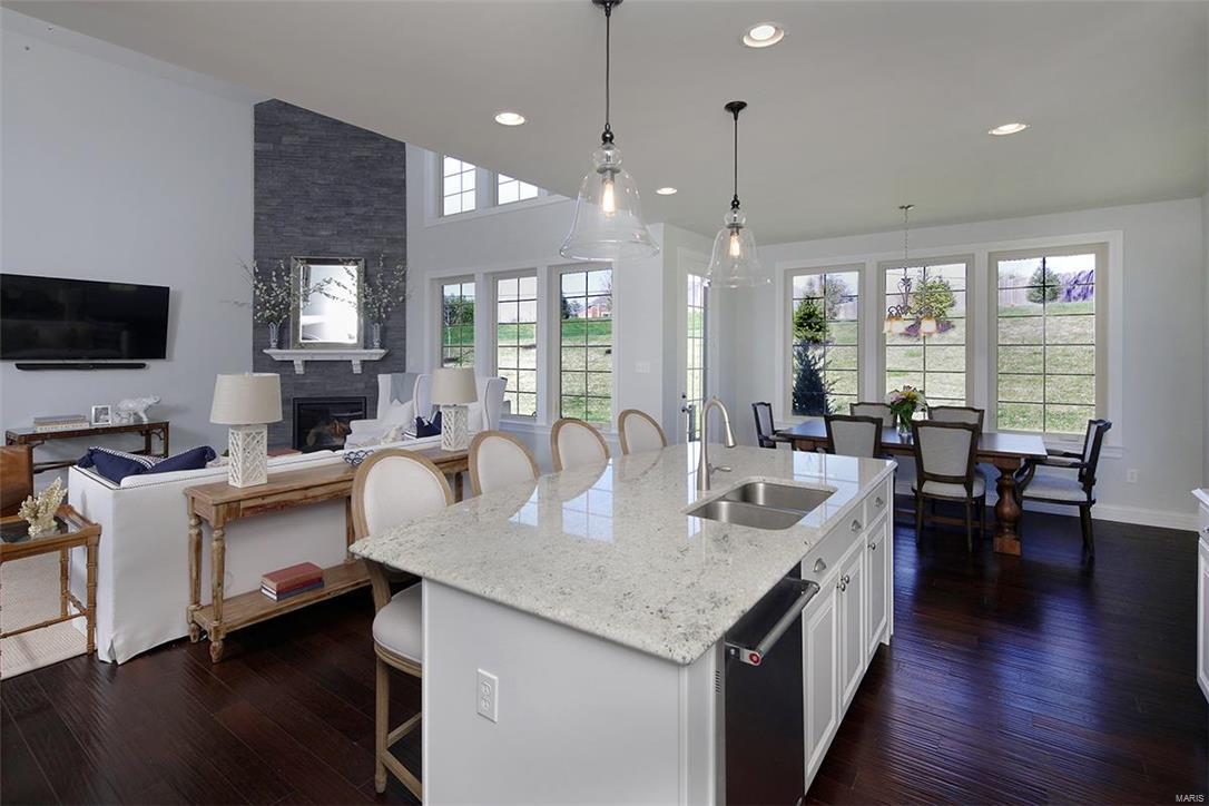 Woods Of Ladue The - Residential