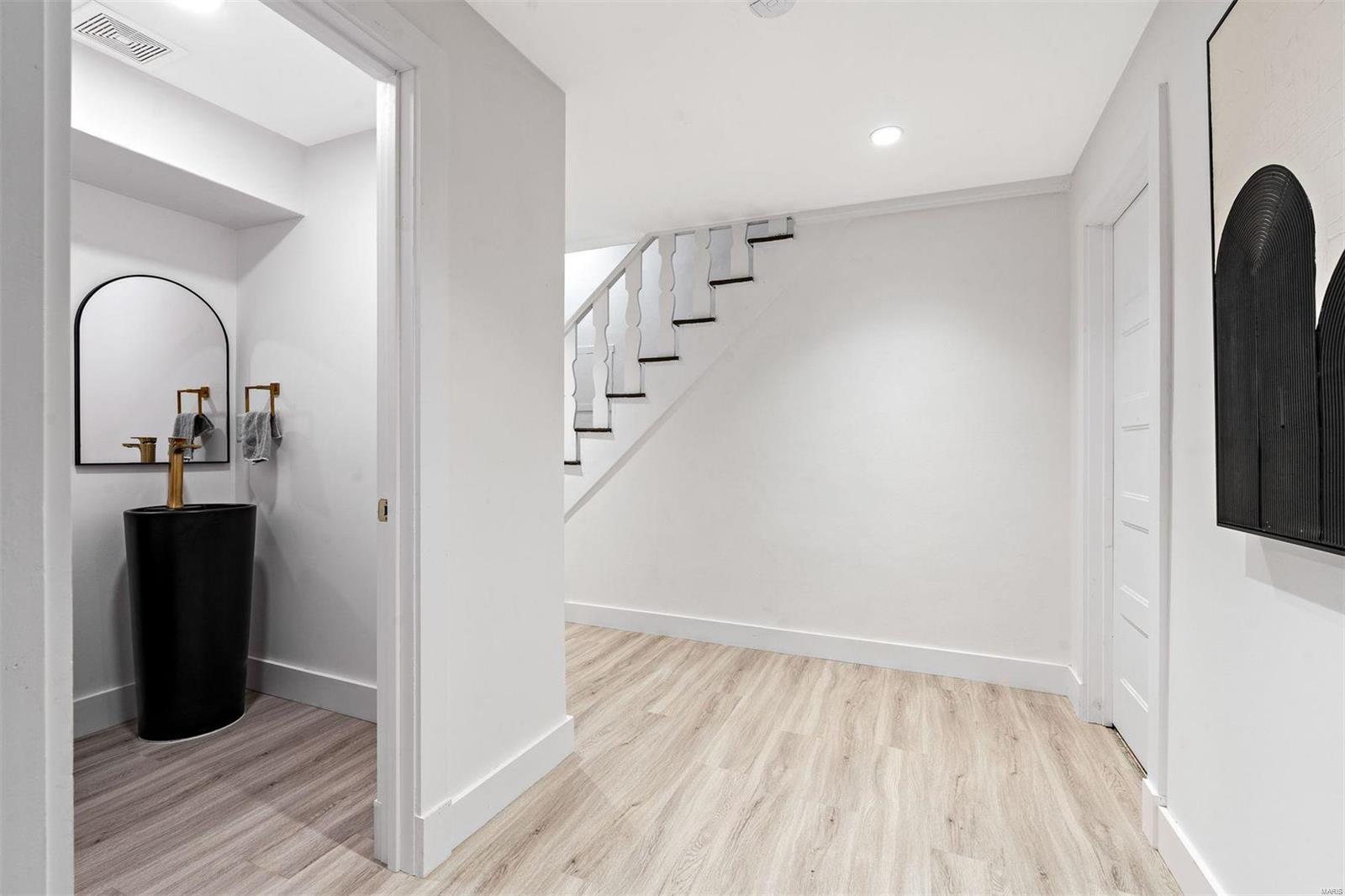 La Hacienda - Residential