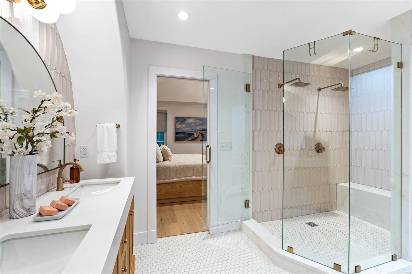 La Hacienda - Residential