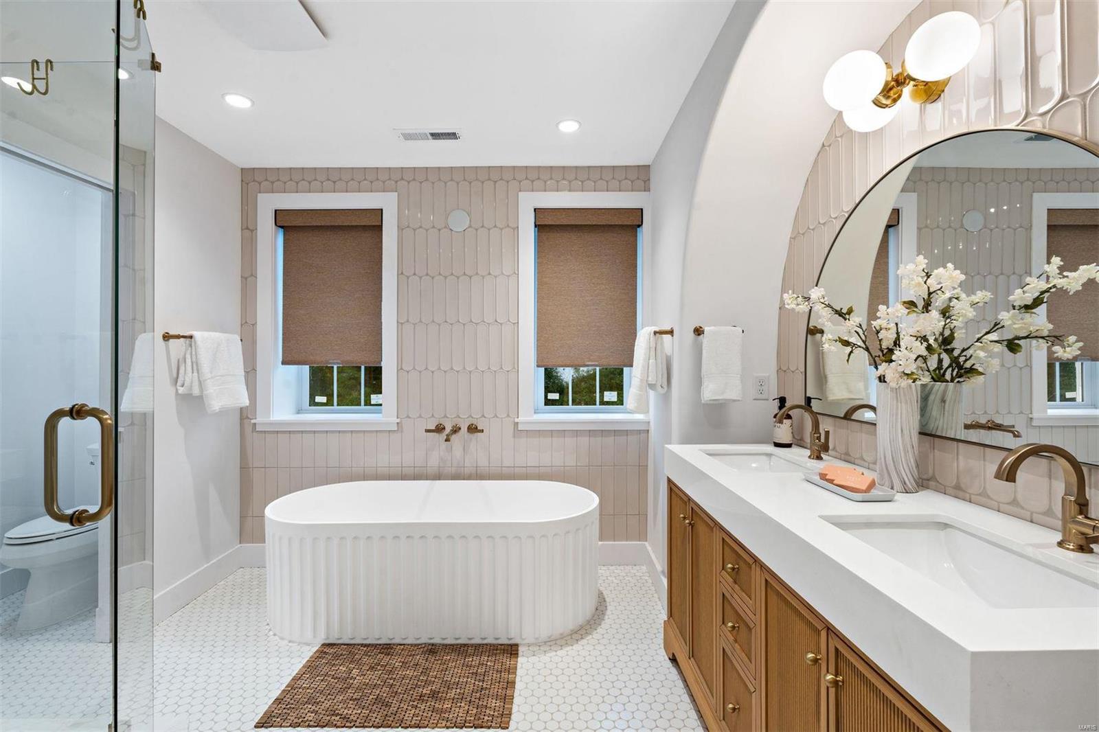 La Hacienda - Residential