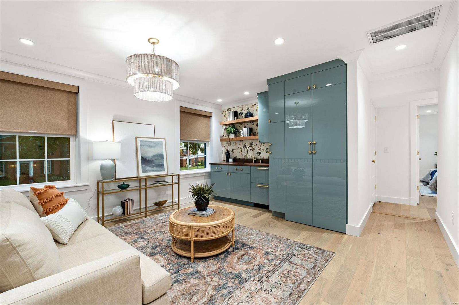 La Hacienda - Residential