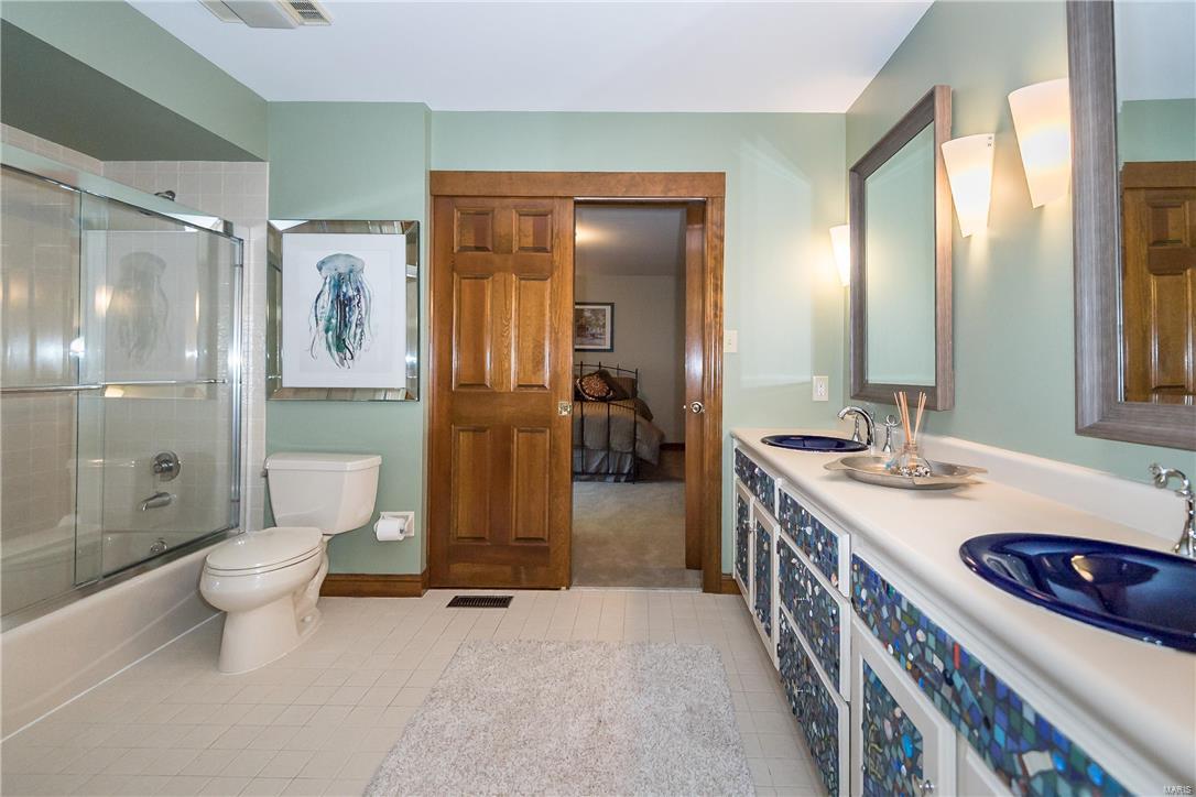 Frontenac Place - Residential