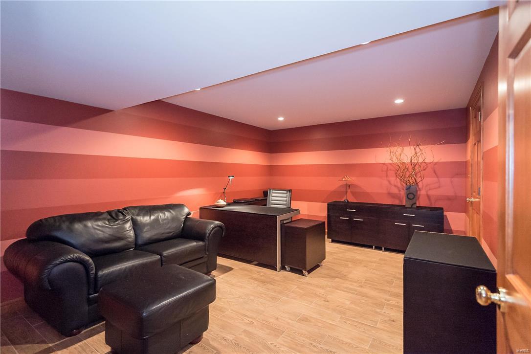 Frontenac Place - Residential