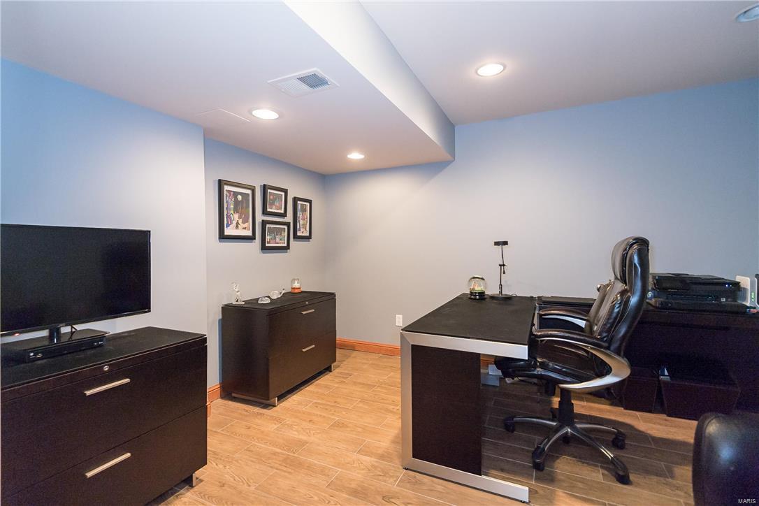 Frontenac Place - Residential