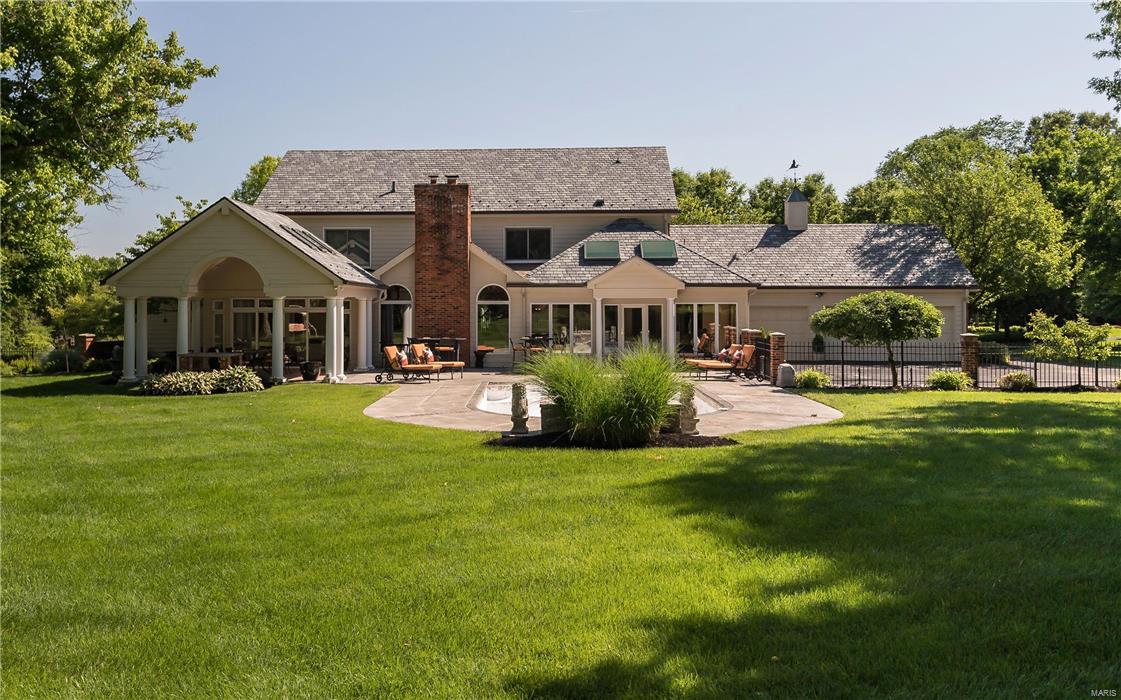 Frontenac Place - Residential