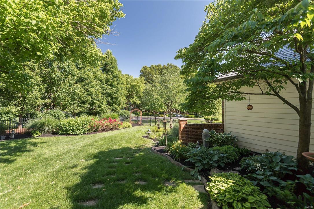 Frontenac Place - Residential