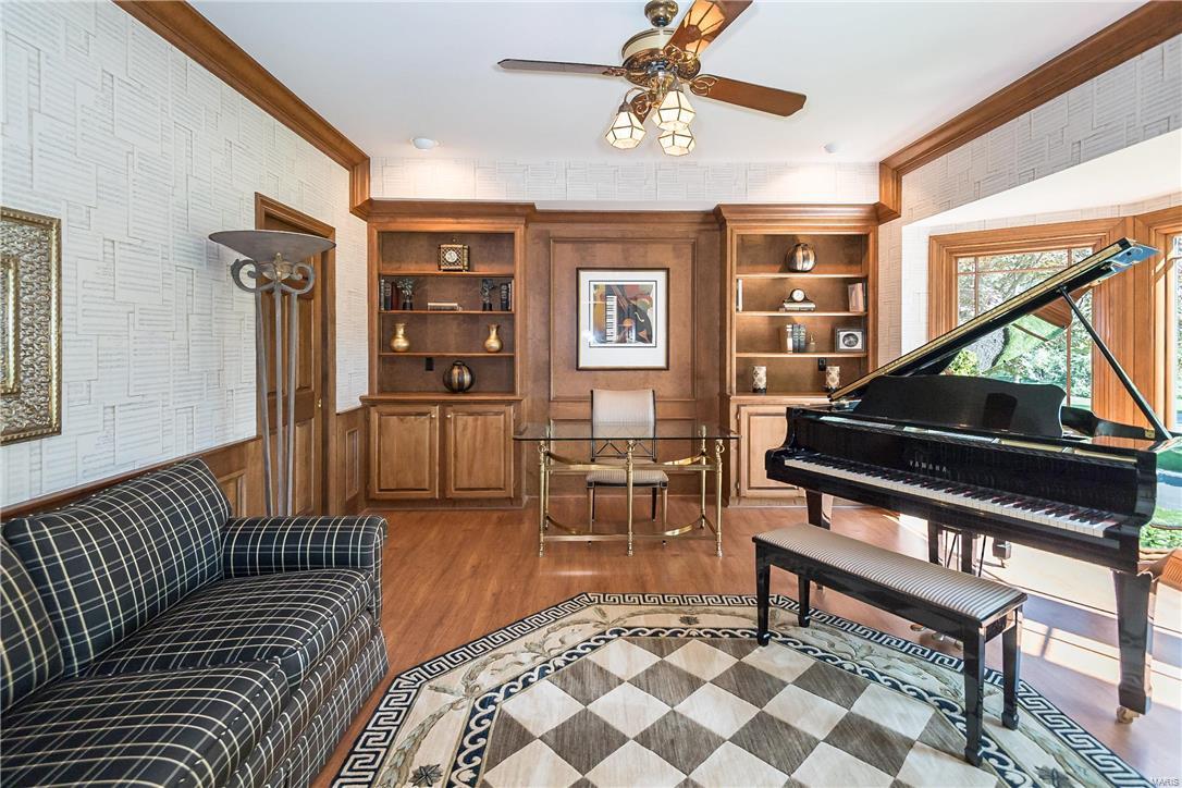 Frontenac Place - Residential