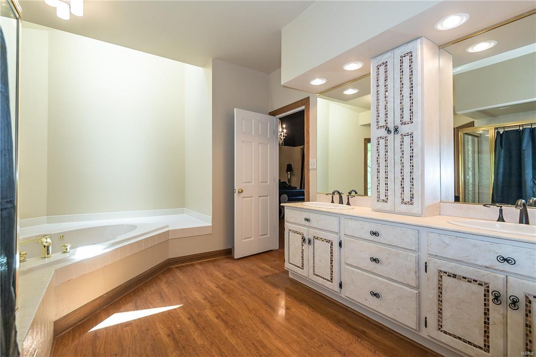 Frontenac Place - Residential