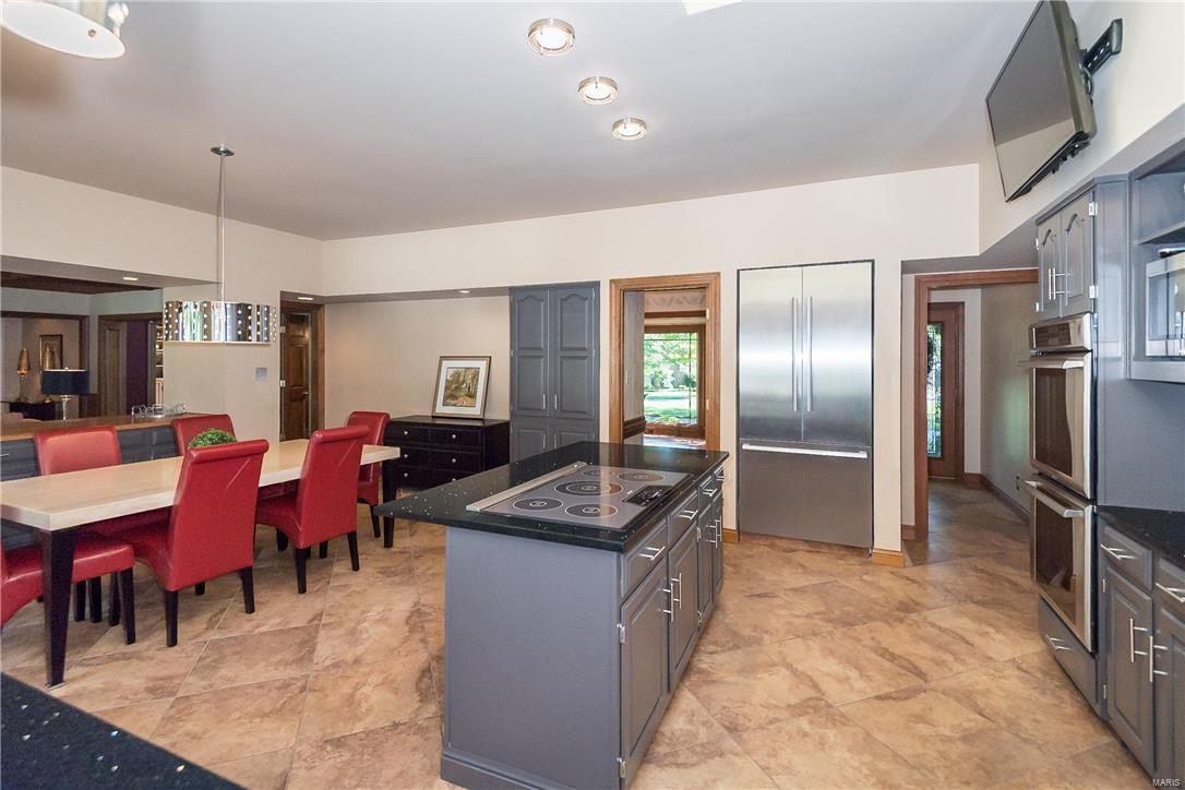 Frontenac Place - Residential