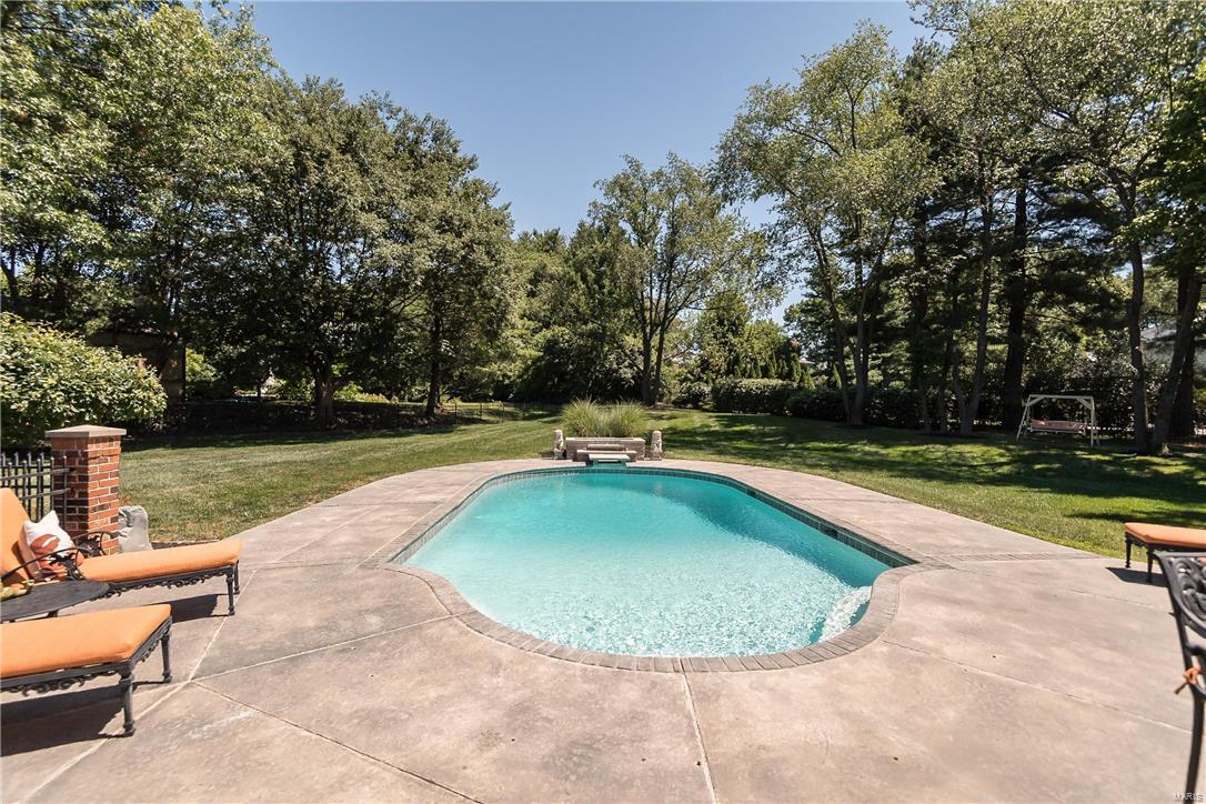 Frontenac Place - Residential