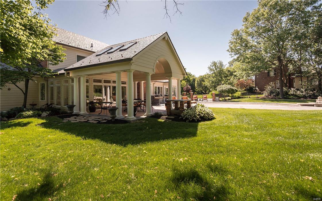 Frontenac Place - Residential