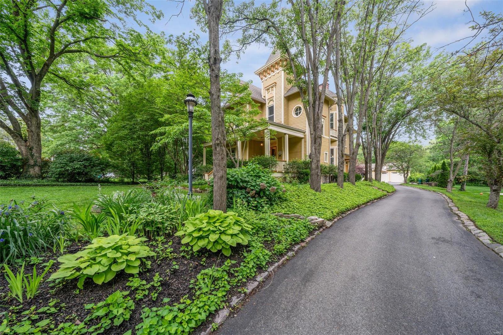 New Helfenstein Park - Residential