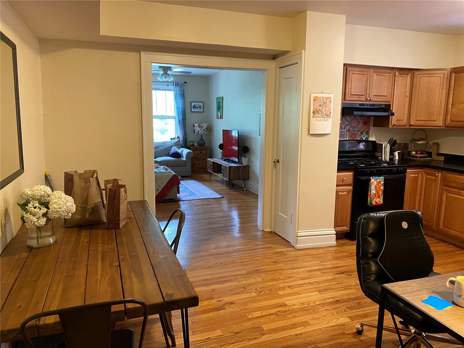 DE MUN PARK - Residential Income