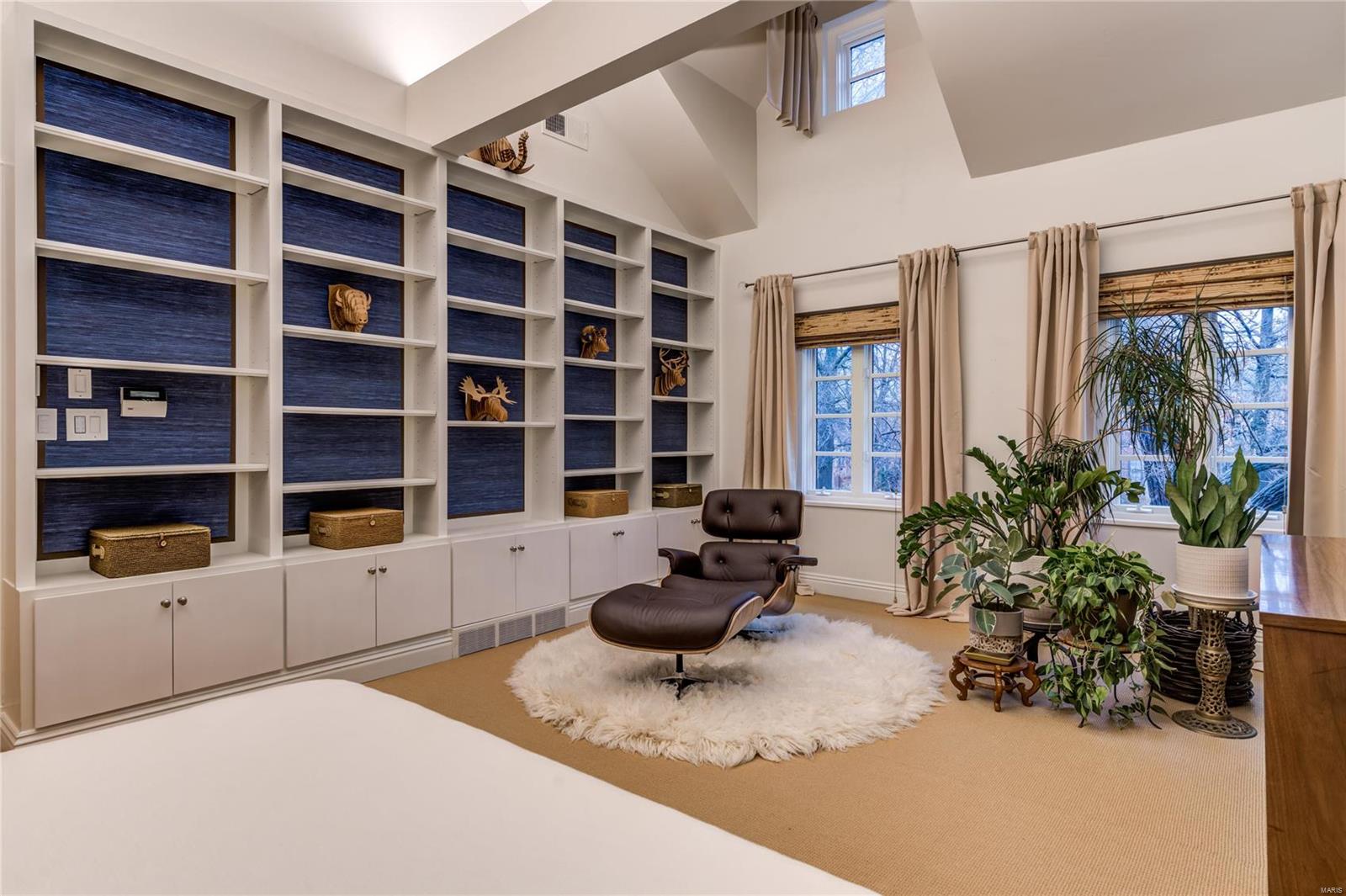 Davis Place - Residential