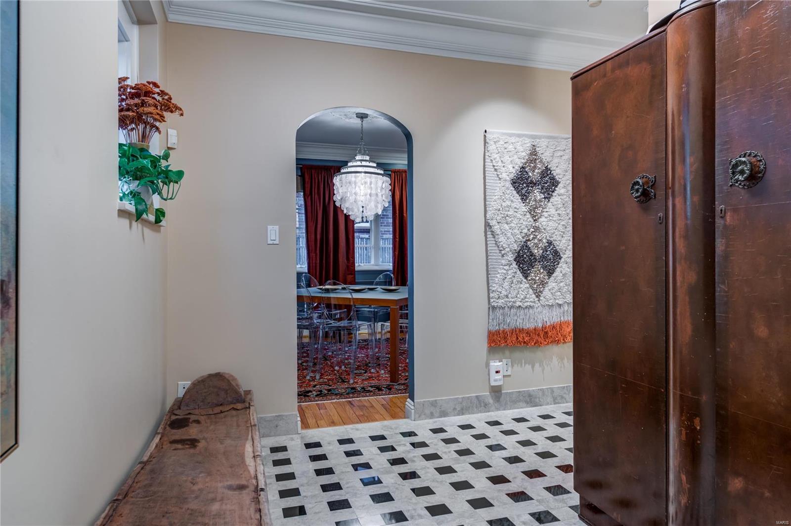 Davis Place - Residential