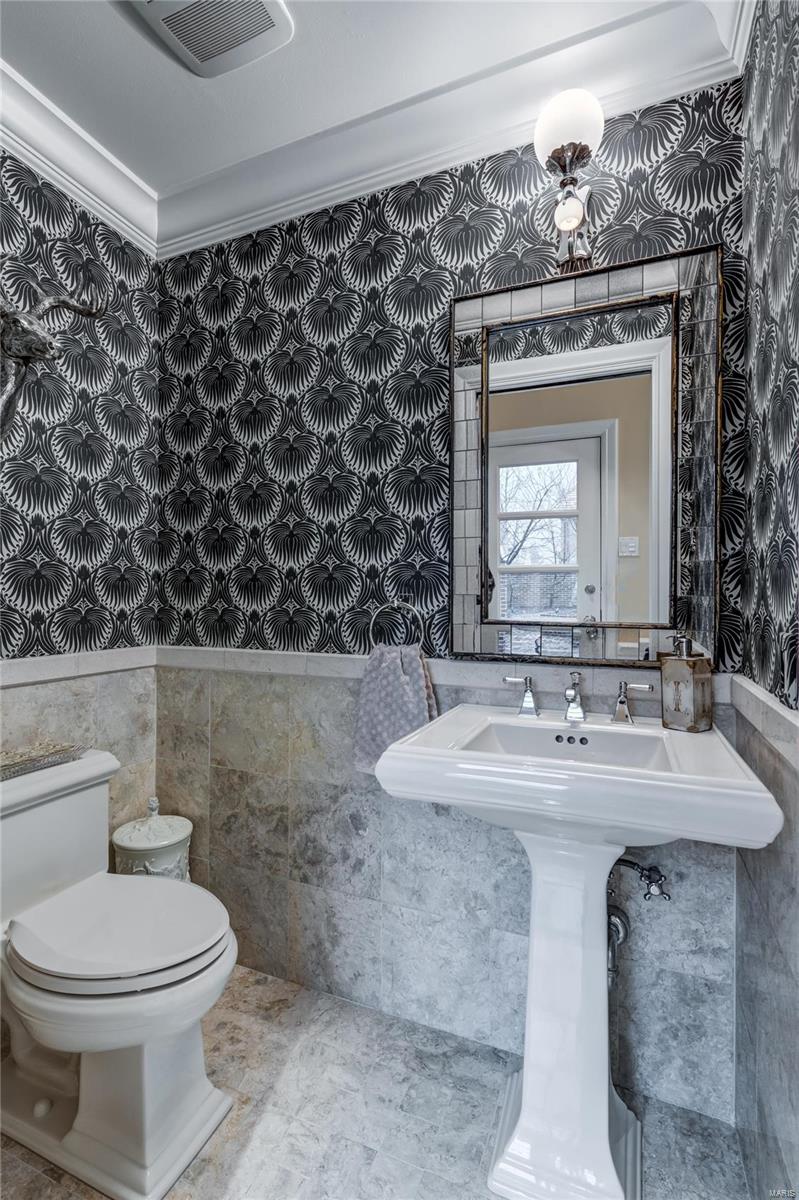 Davis Place - Residential