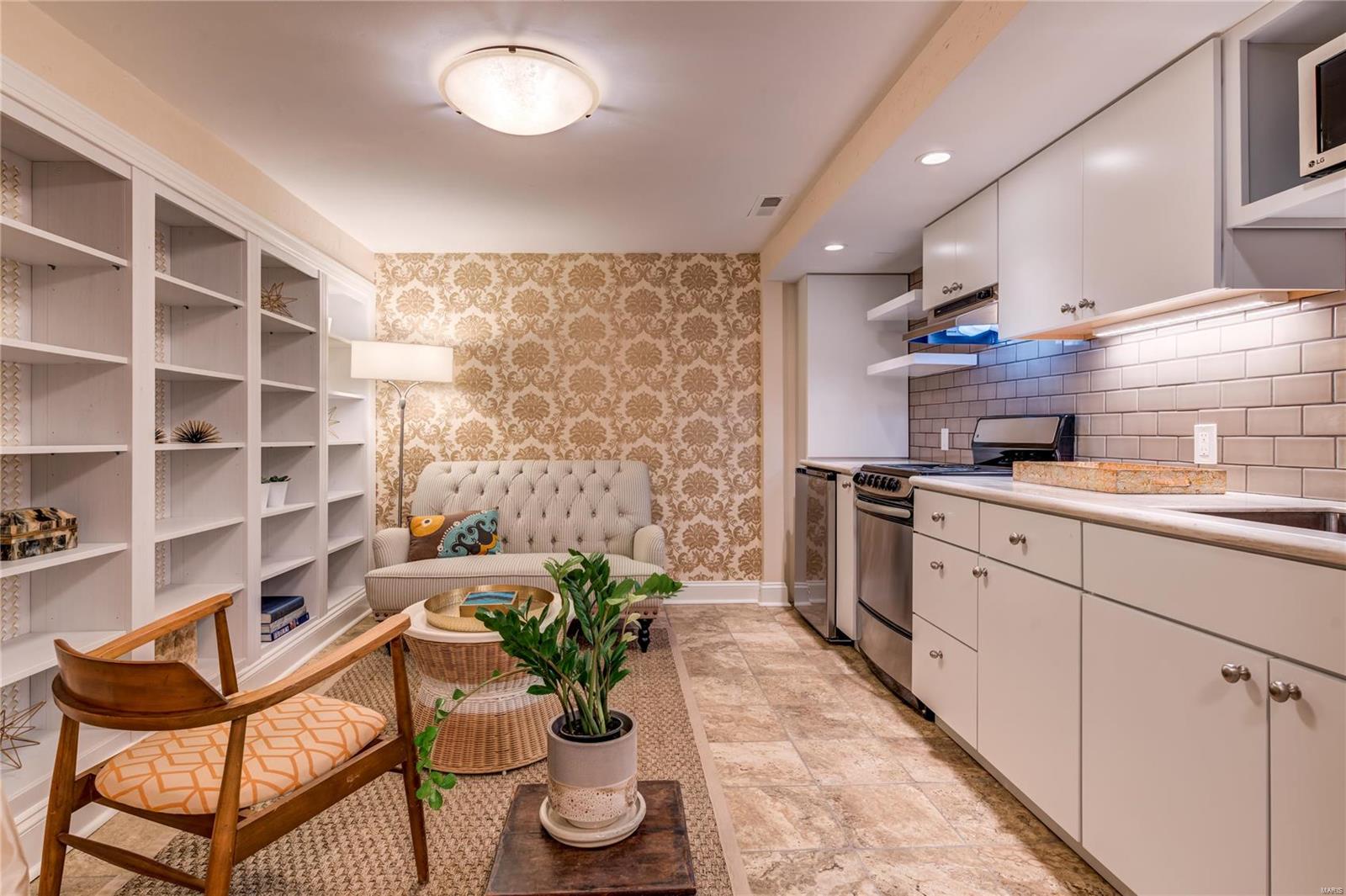 Davis Place - Residential