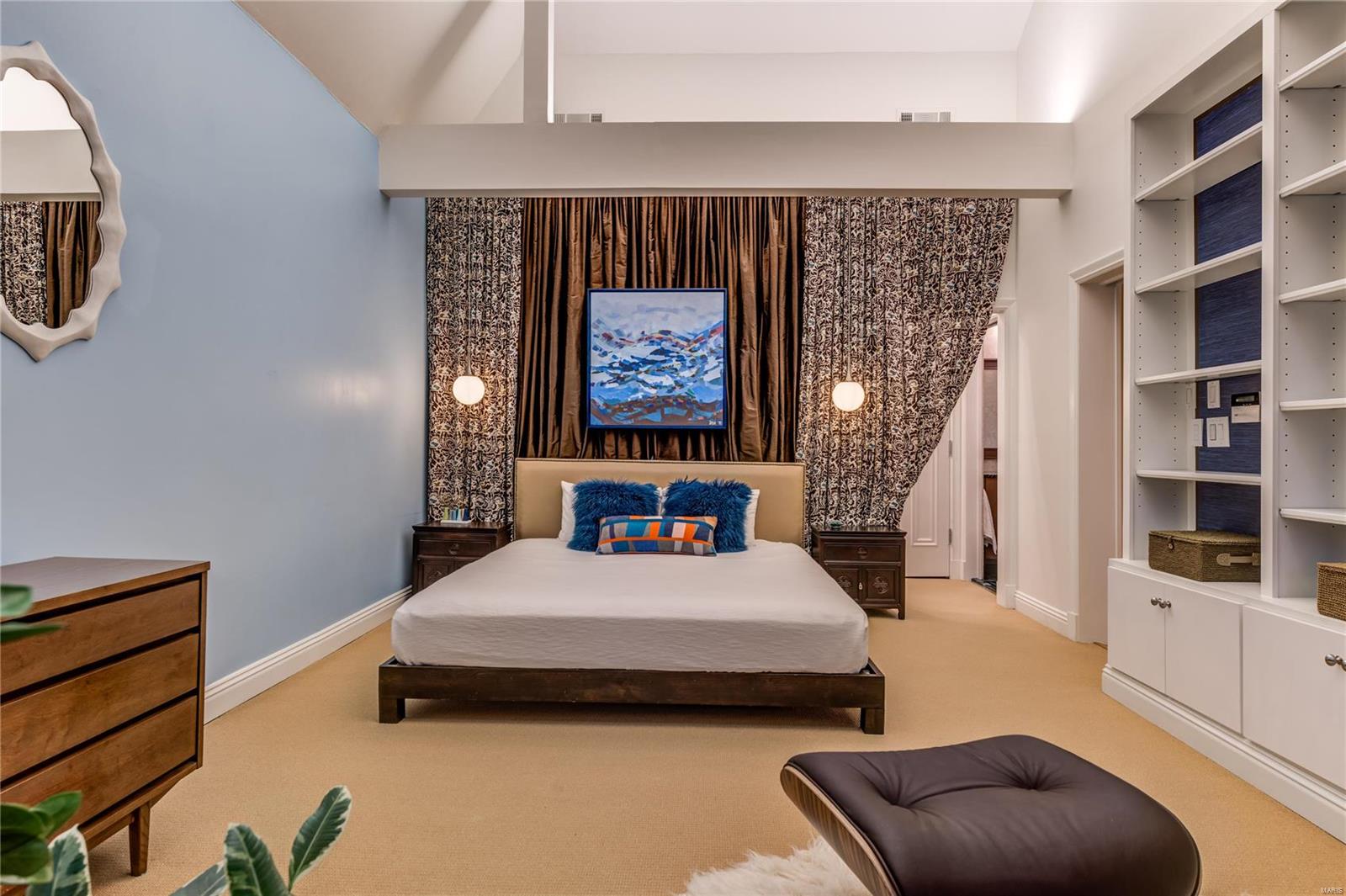 Davis Place - Residential