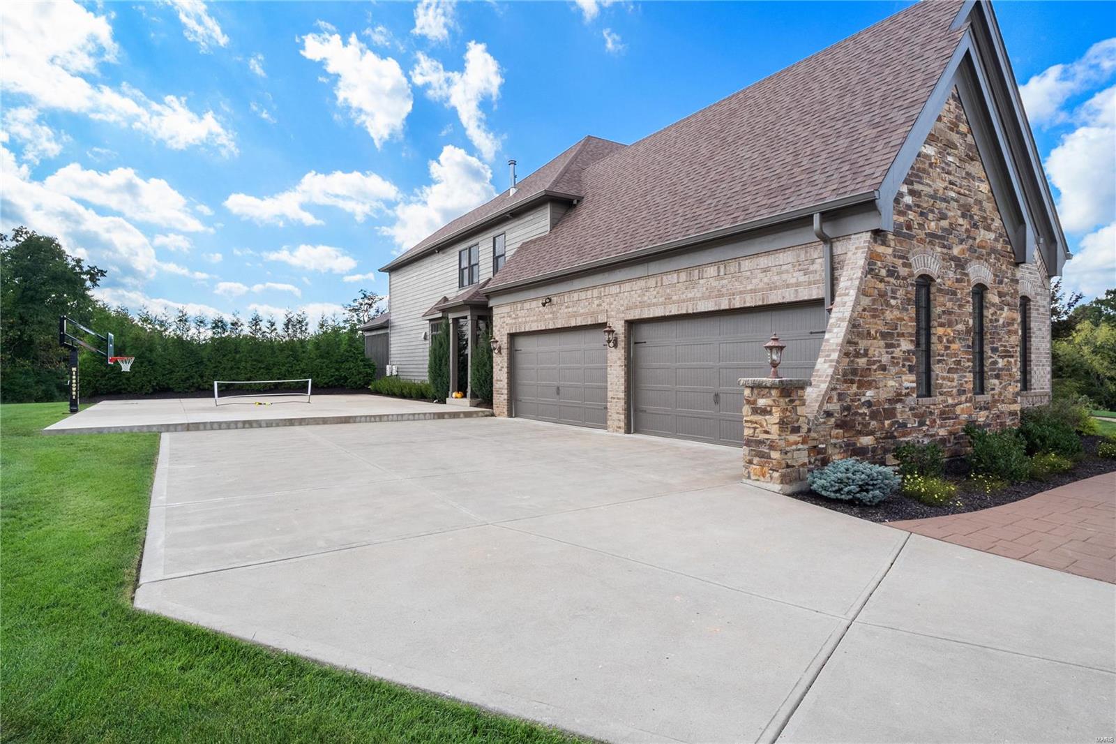 Lafayette Crossing - Residential