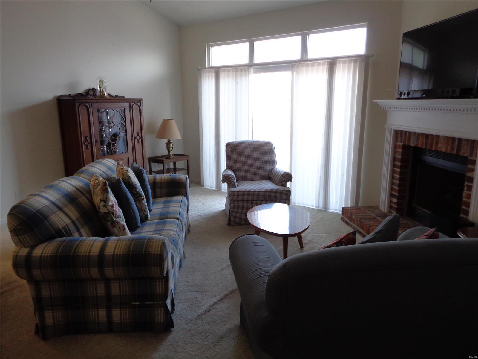 Gardens At South Oaks Condo Ninth - Residential