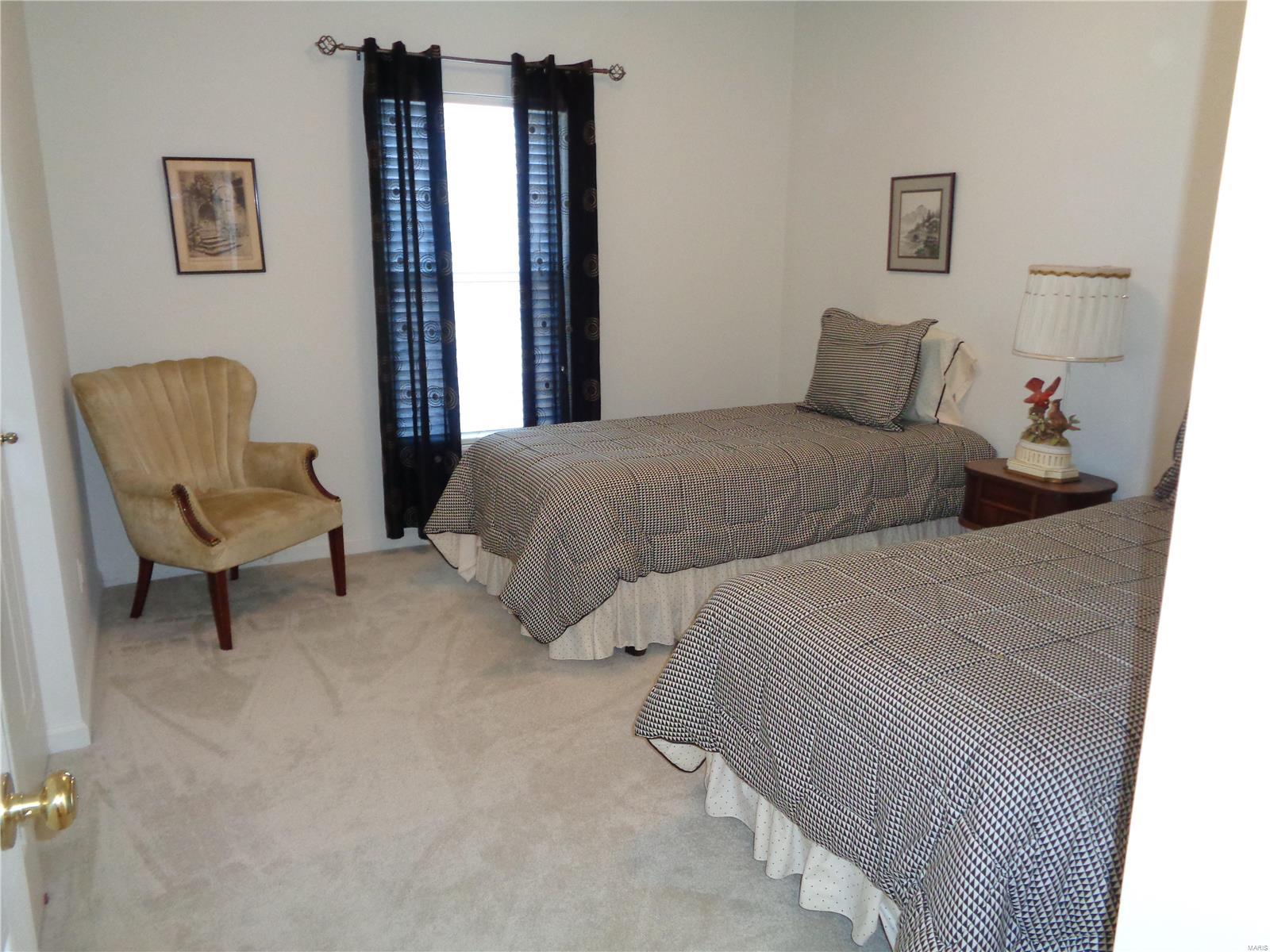 Gardens At South Oaks Condo Ninth - Residential