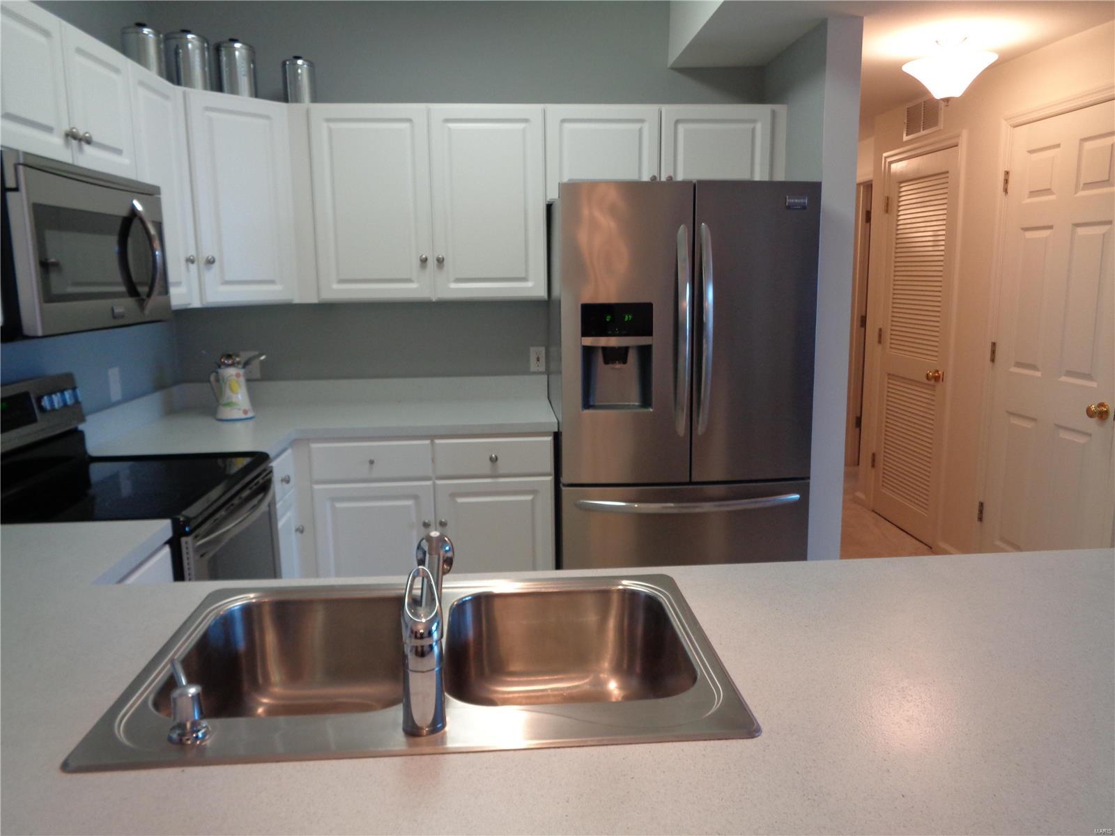 Gardens At South Oaks Condo Ninth - Residential