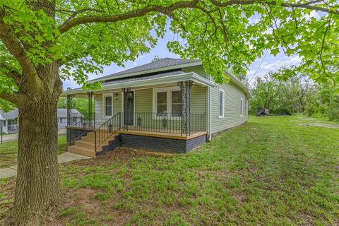 MLS: 25029185