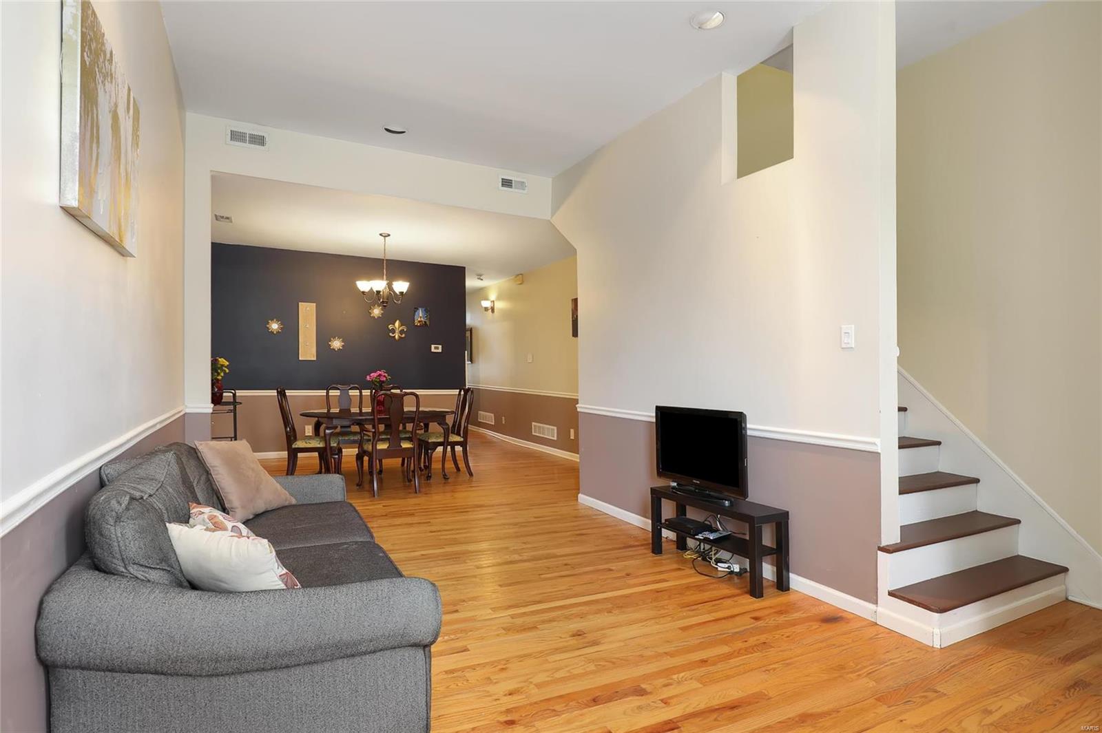 Victor Square - Residential