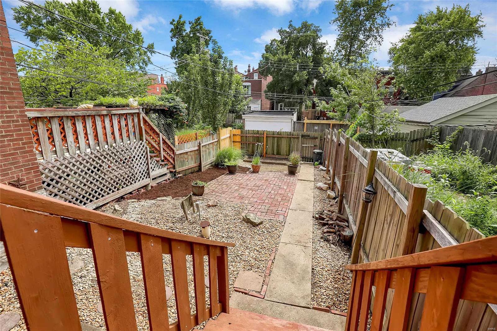 Victor Square - Residential