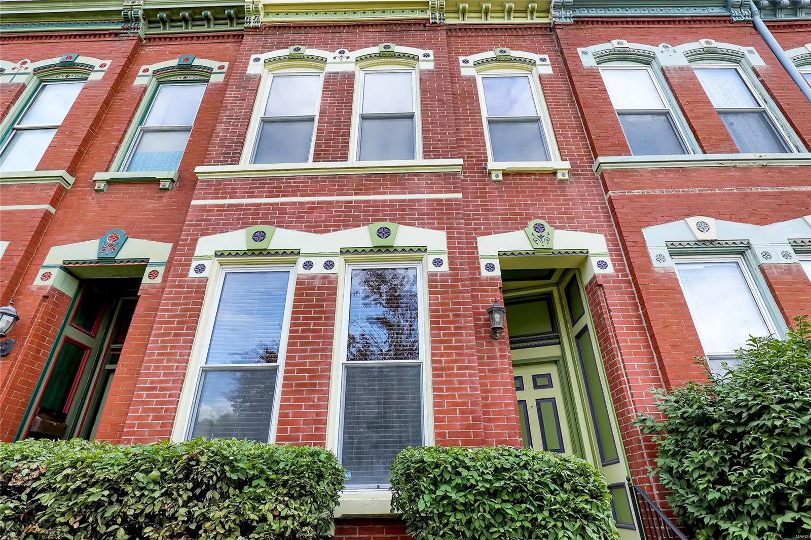 Victor Square - Residential