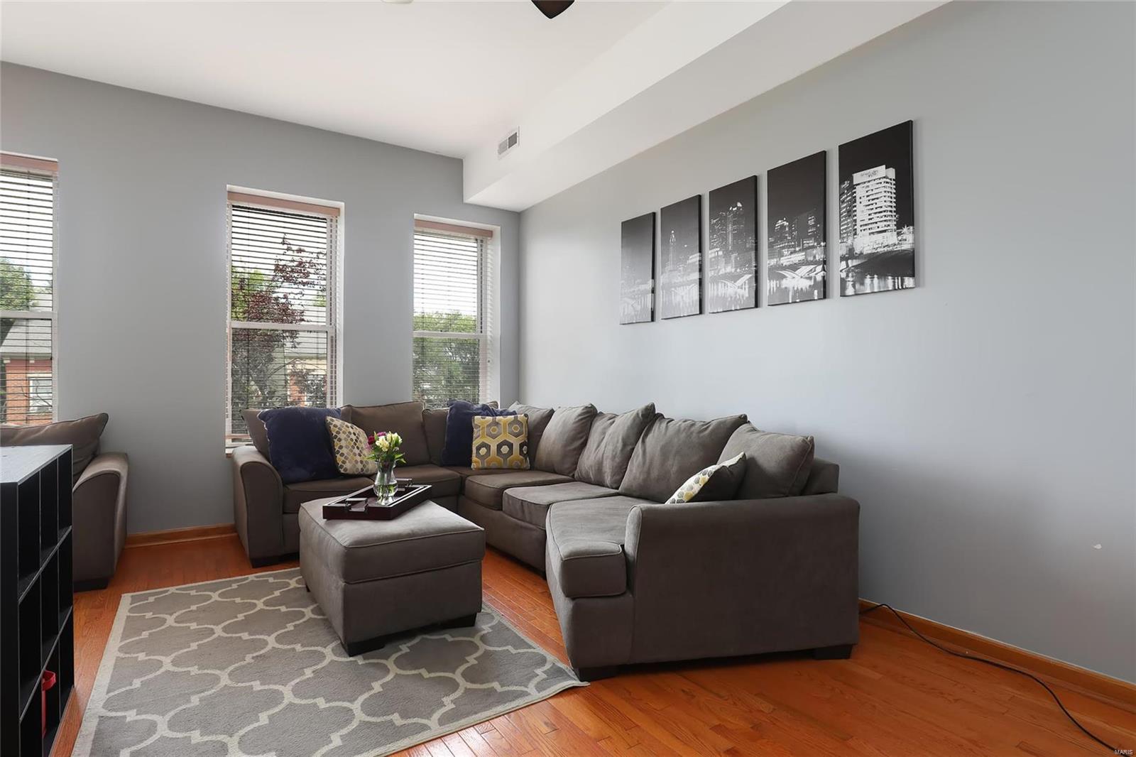 Victor Square - Residential