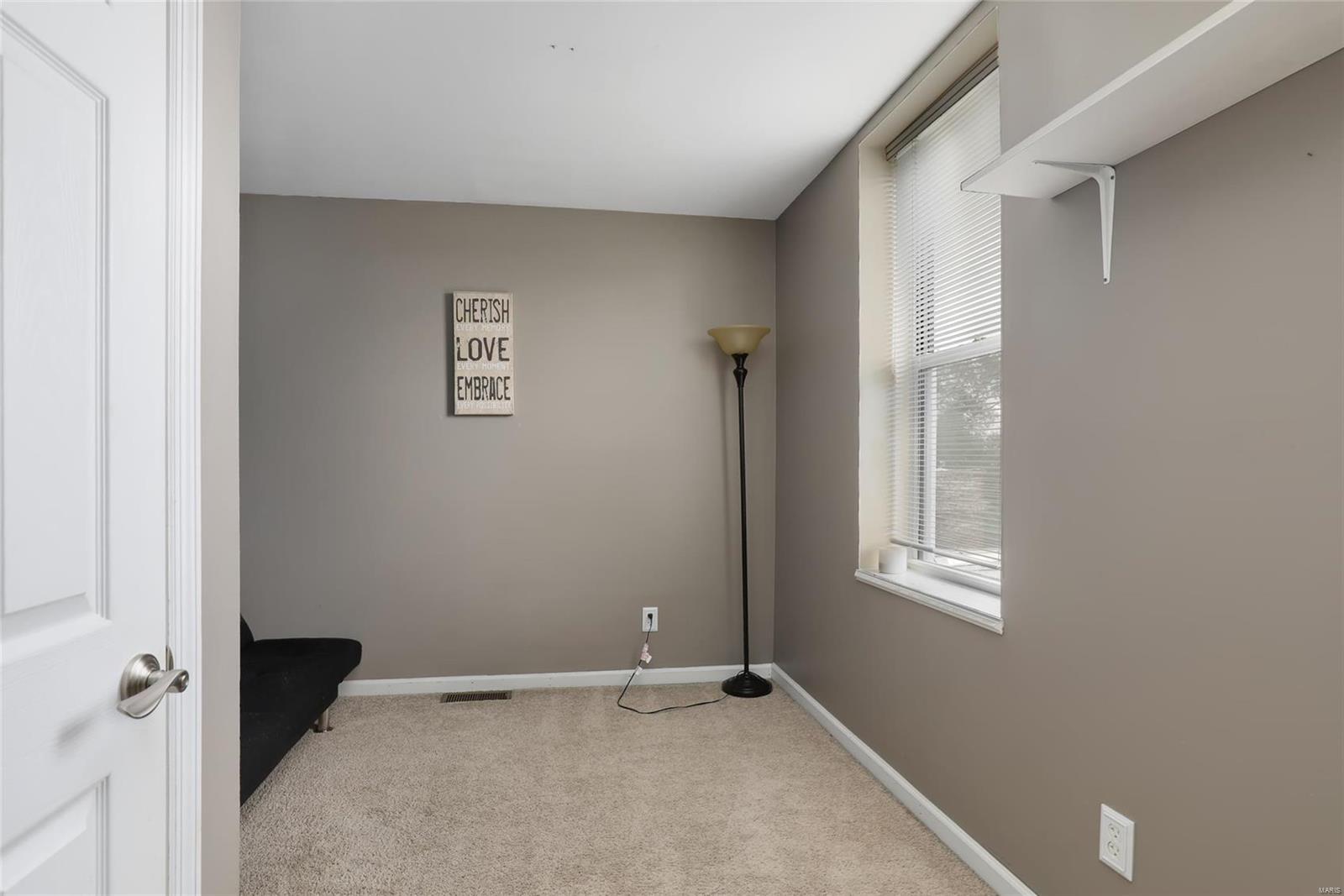 Victor Square - Residential