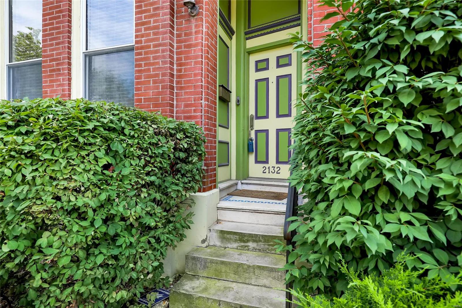 Victor Square - Residential