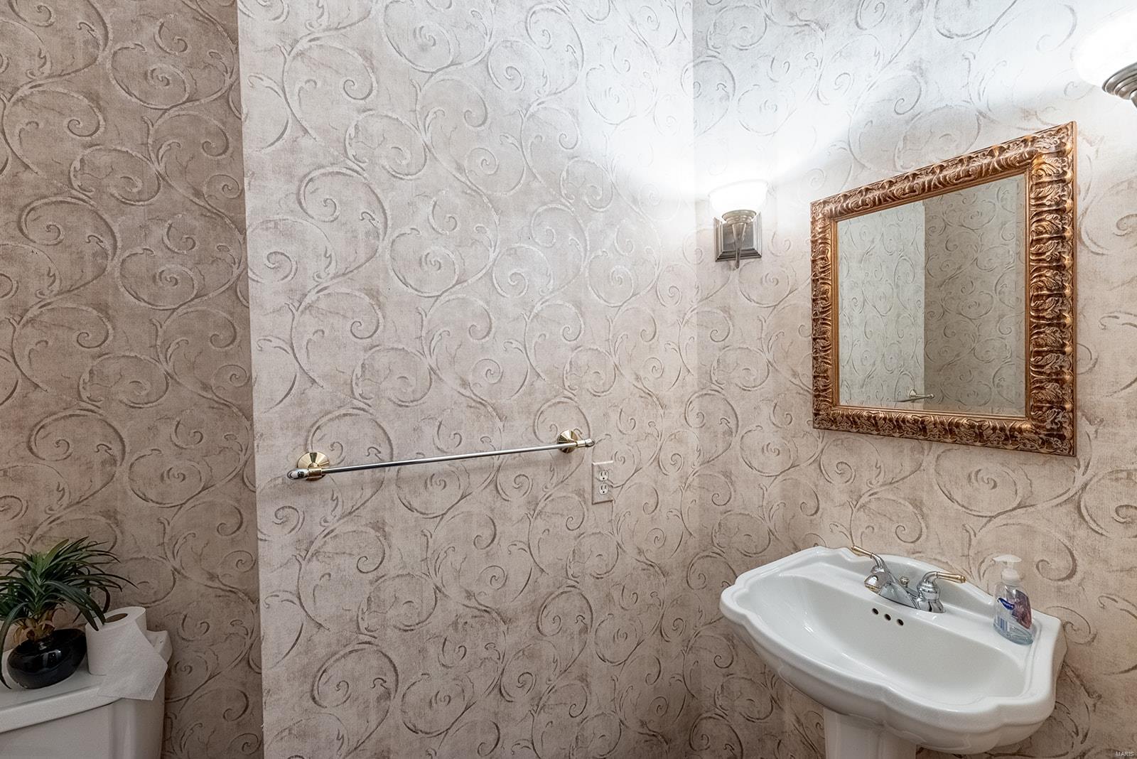 Country Lake Estates - Residential