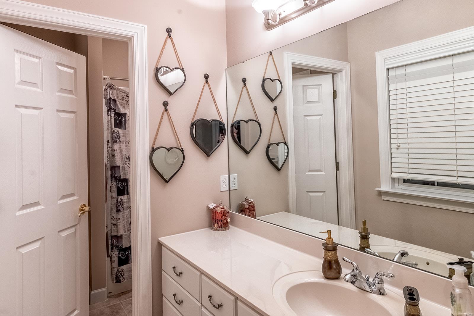 Country Lake Estates - Residential