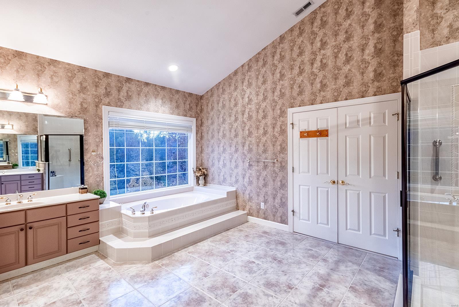 Country Lake Estates - Residential