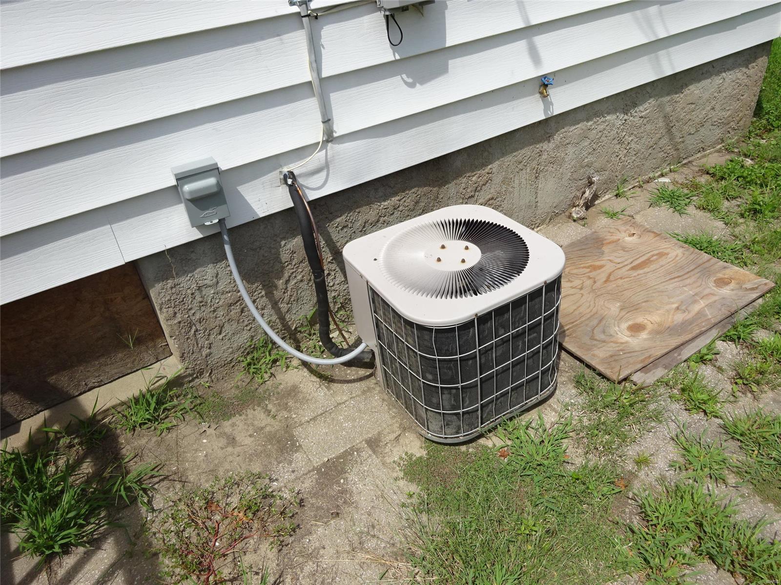 Country Club Hills Add - Residential