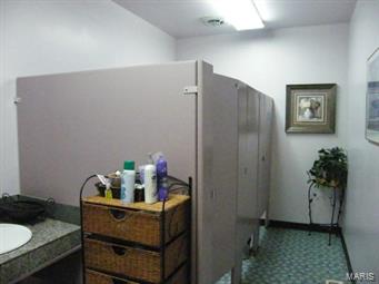 Sec 7-44-5 Bdy Adj Aka Lafayette Bible - Commercial Sale