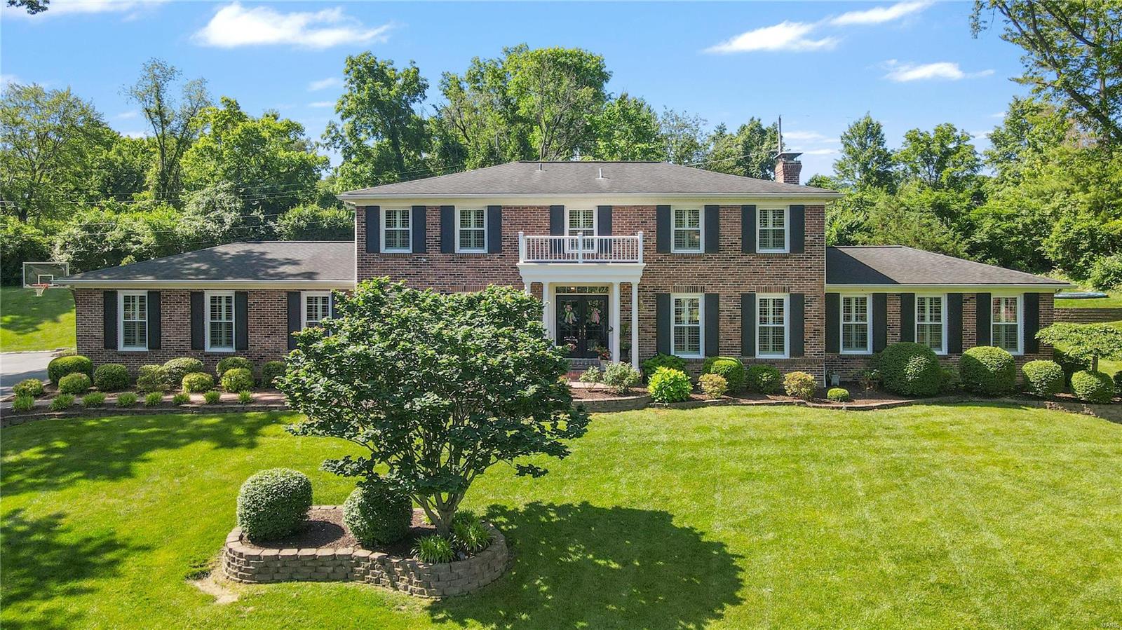 Berkley Manor - Residential