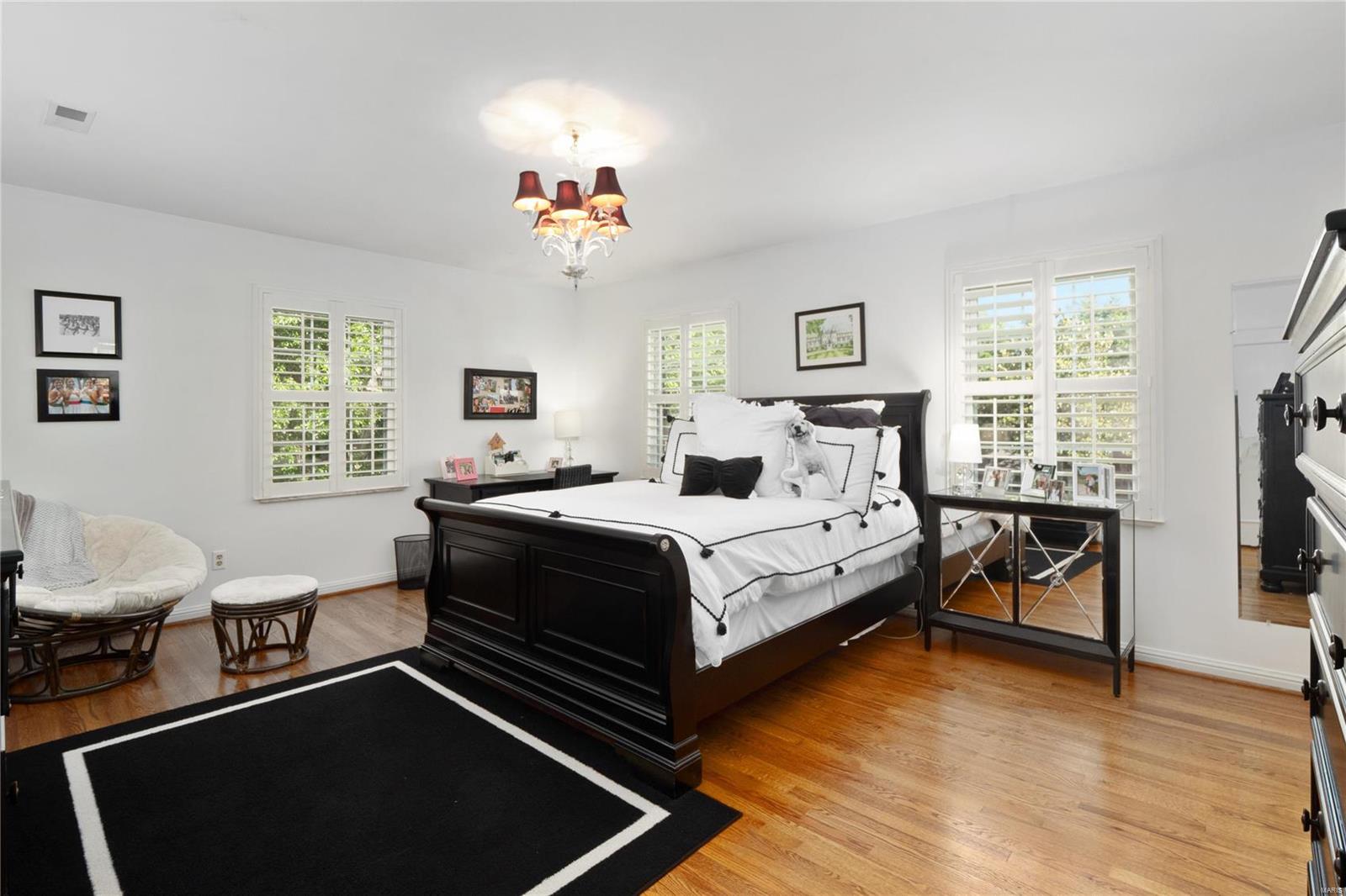 Berkley Manor - Residential