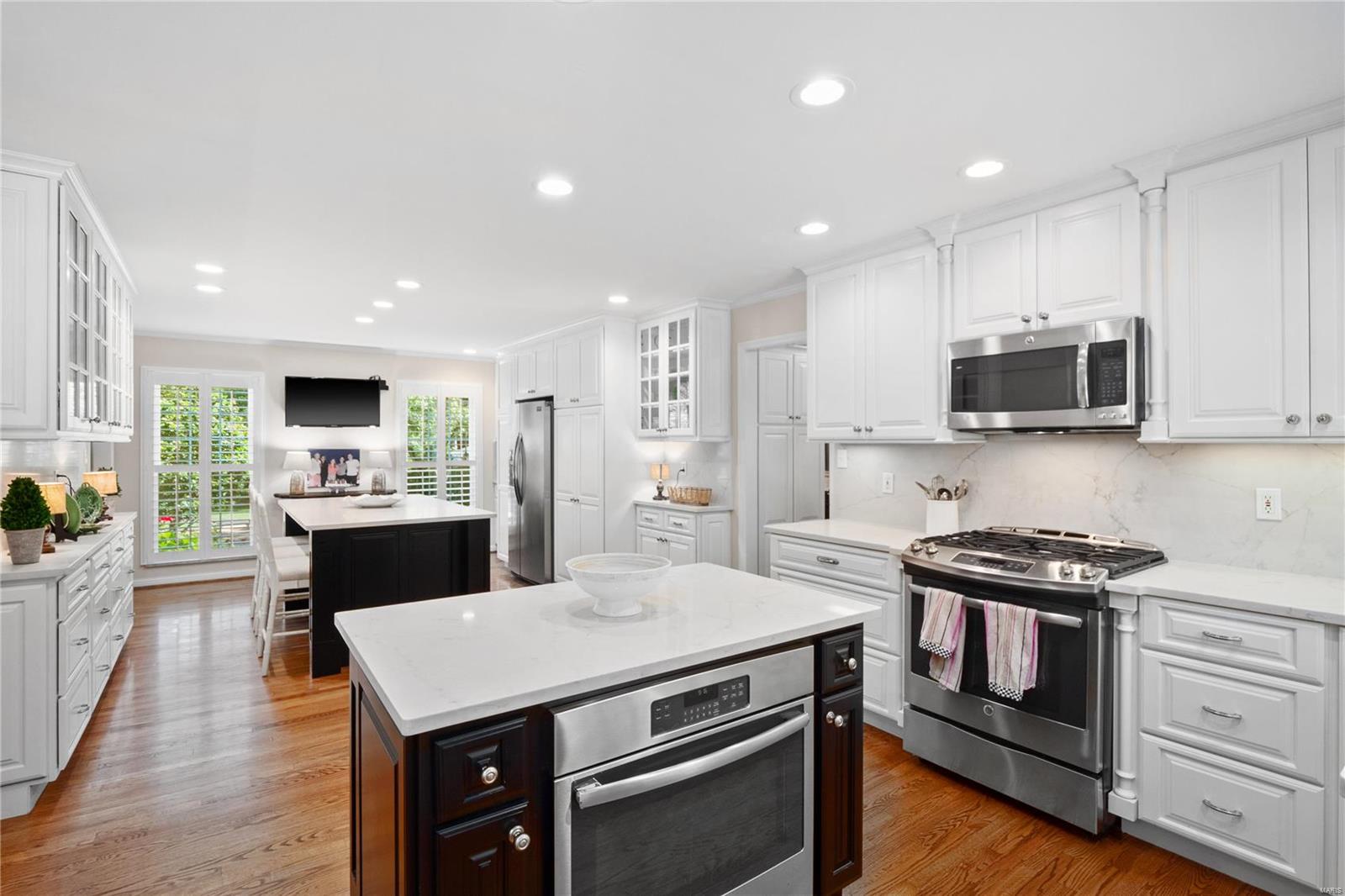 Berkley Manor - Residential