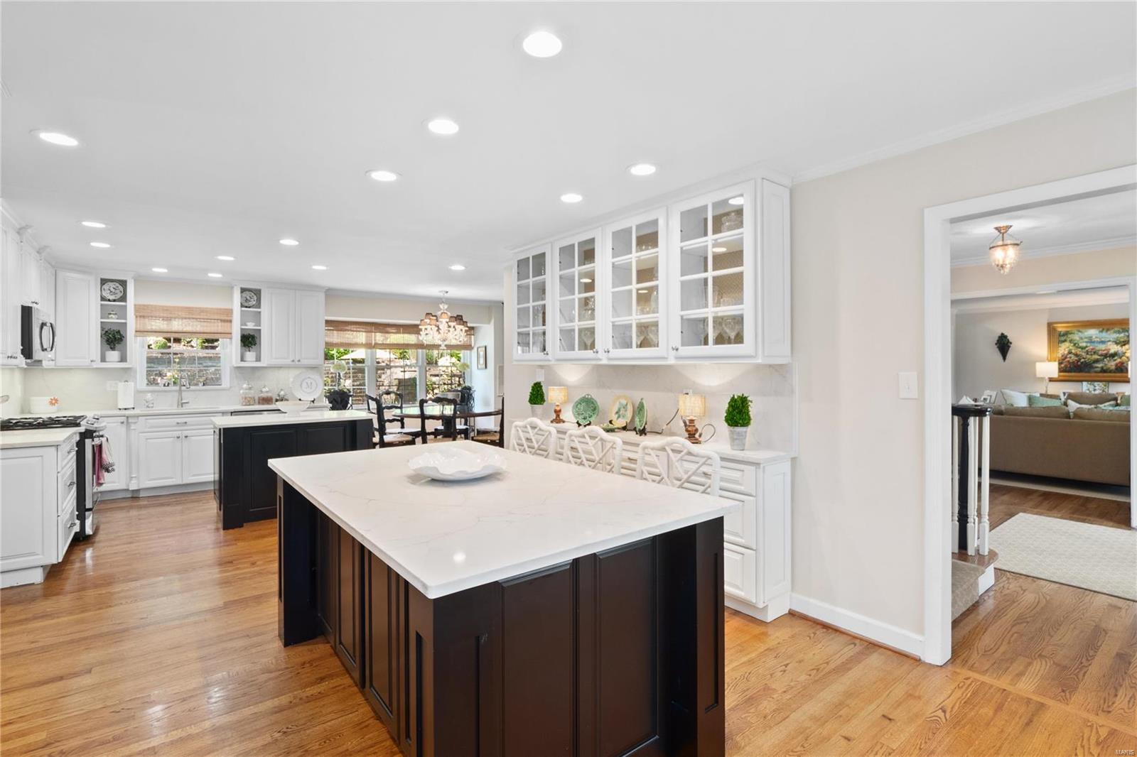 Berkley Manor - Residential