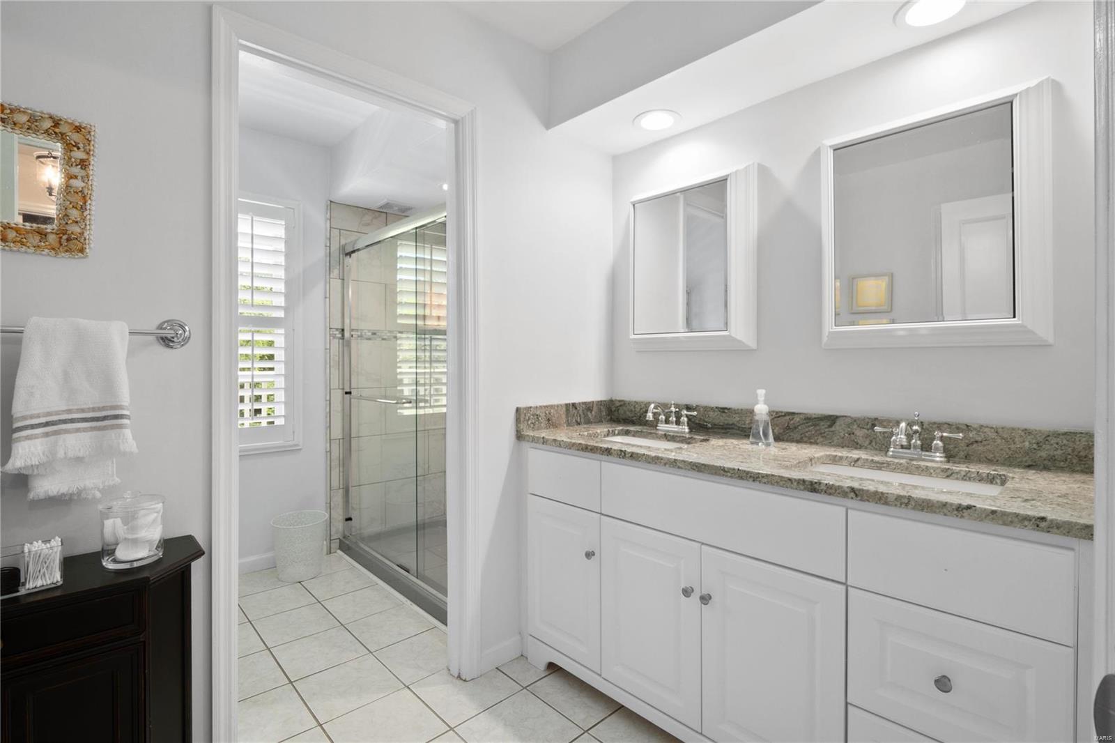 Berkley Manor - Residential