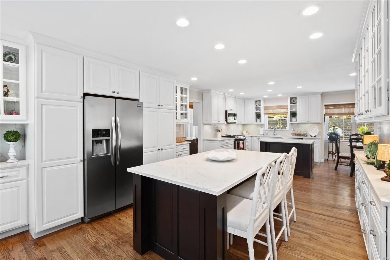 Berkley Manor - Residential