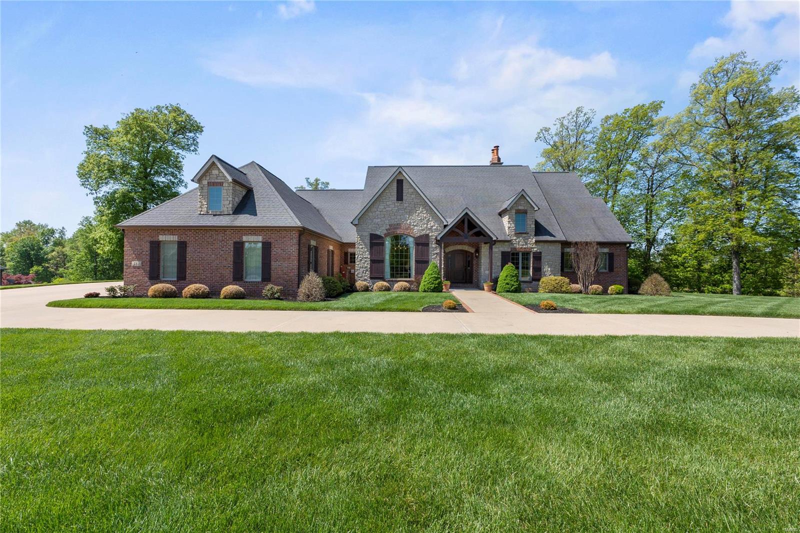 Windwood Lake Estates - Residential