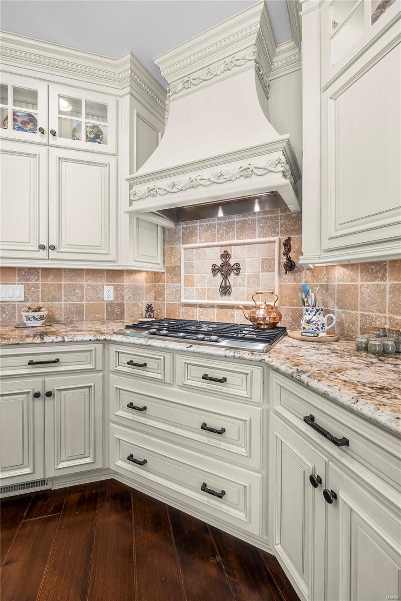 Windwood Lake Estates - Residential