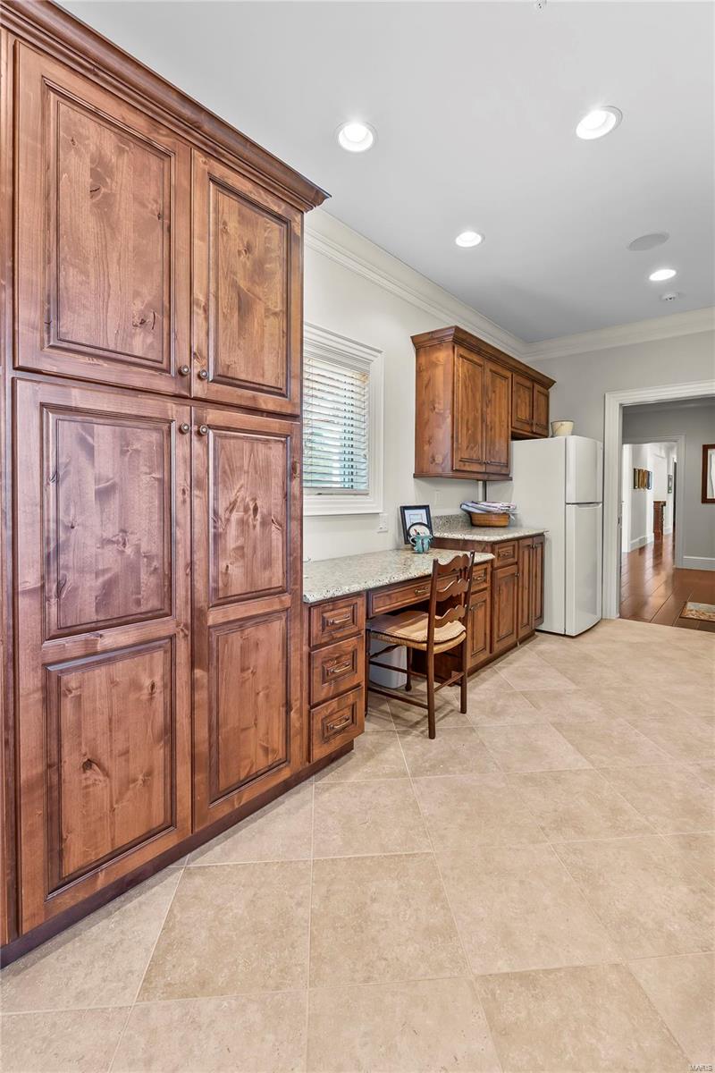 Windwood Lake Estates - Residential