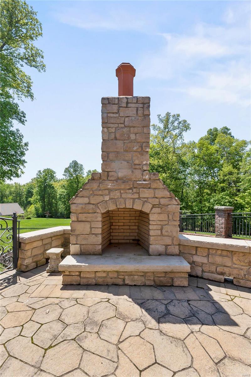 Windwood Lake Estates - Residential