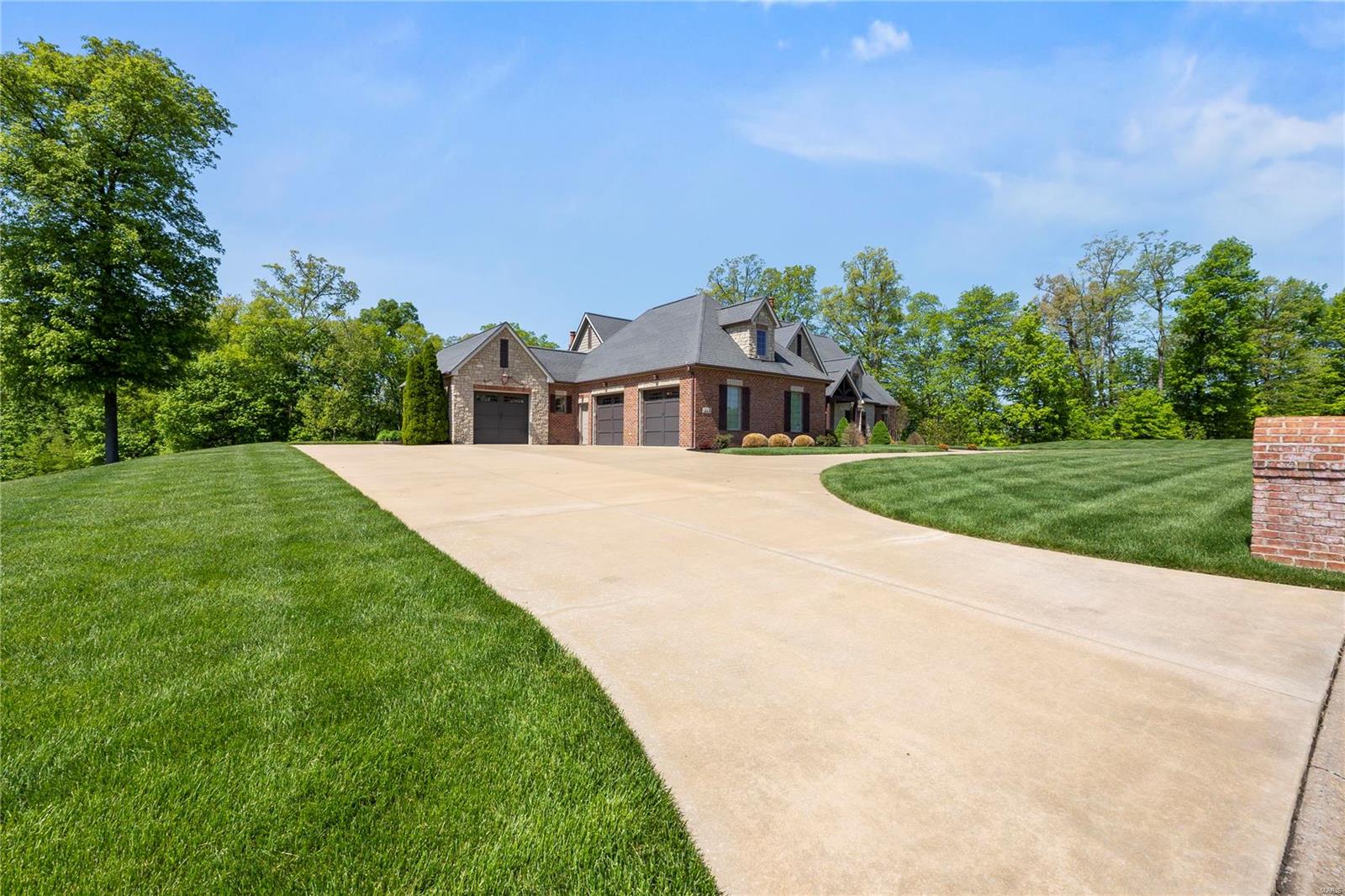 Windwood Lake Estates - Residential