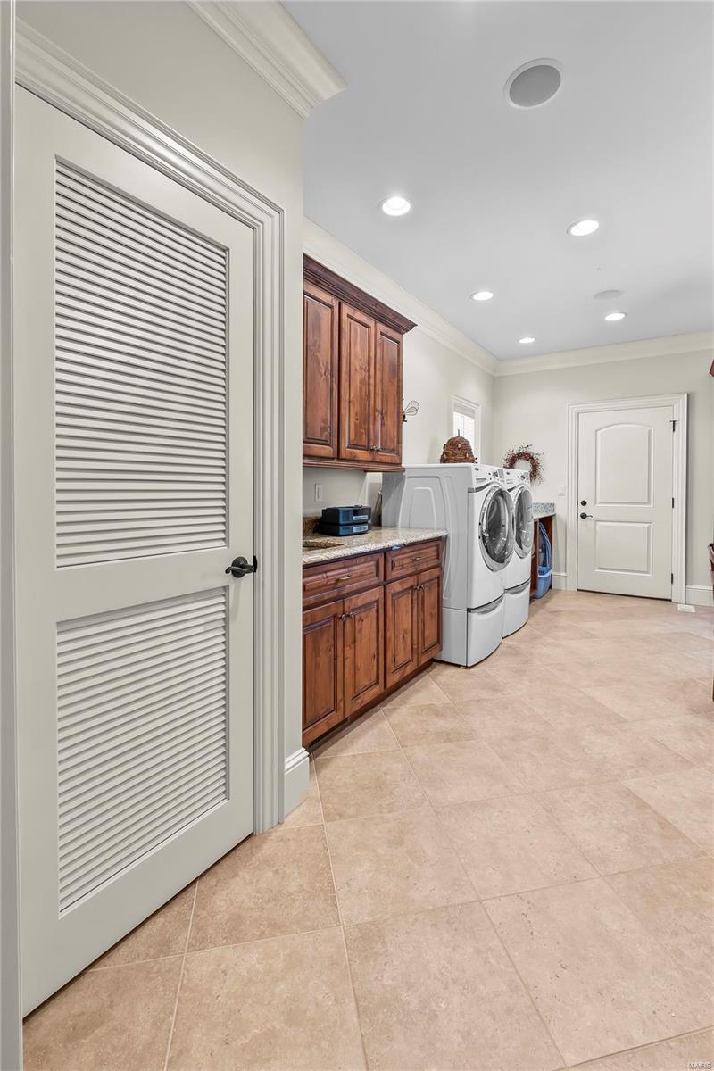 Windwood Lake Estates - Residential